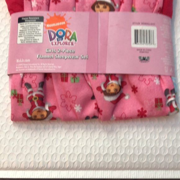 Dora The Explorer 2 Piece Flannel Pajama Set Girls 24 Months New With Defects - Picture 14 of 14
